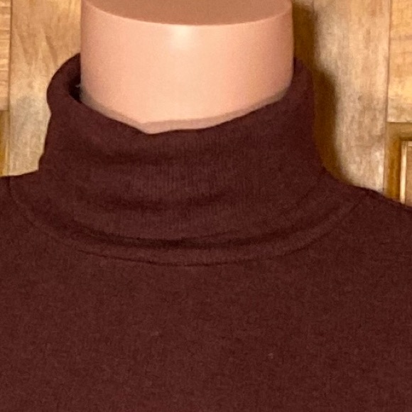 Nwot White Stag Vintage 90s Stretch Turtleneck Long Sleeve Red Black L Large — image 6 of 8